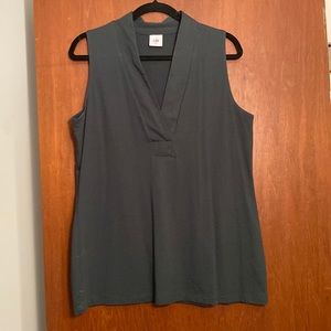 EUC CAbi tee